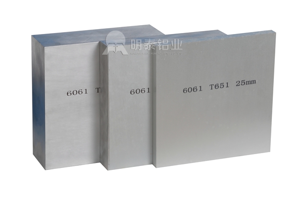 國(guó)標(biāo)6061鋁板廠家直銷價(jià)格多少？哪個(gè)廠家品質(zhì)靠譜？