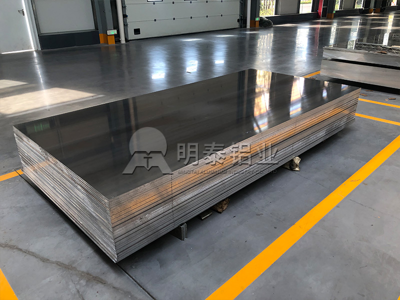 6061鋁板廠家_6061覆膜鋁板_6061t6中厚鋁板少量現(xiàn)貨供應(yīng)